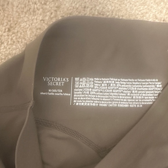 Victoria's Secret Green Leggings - Picture 4 of 5